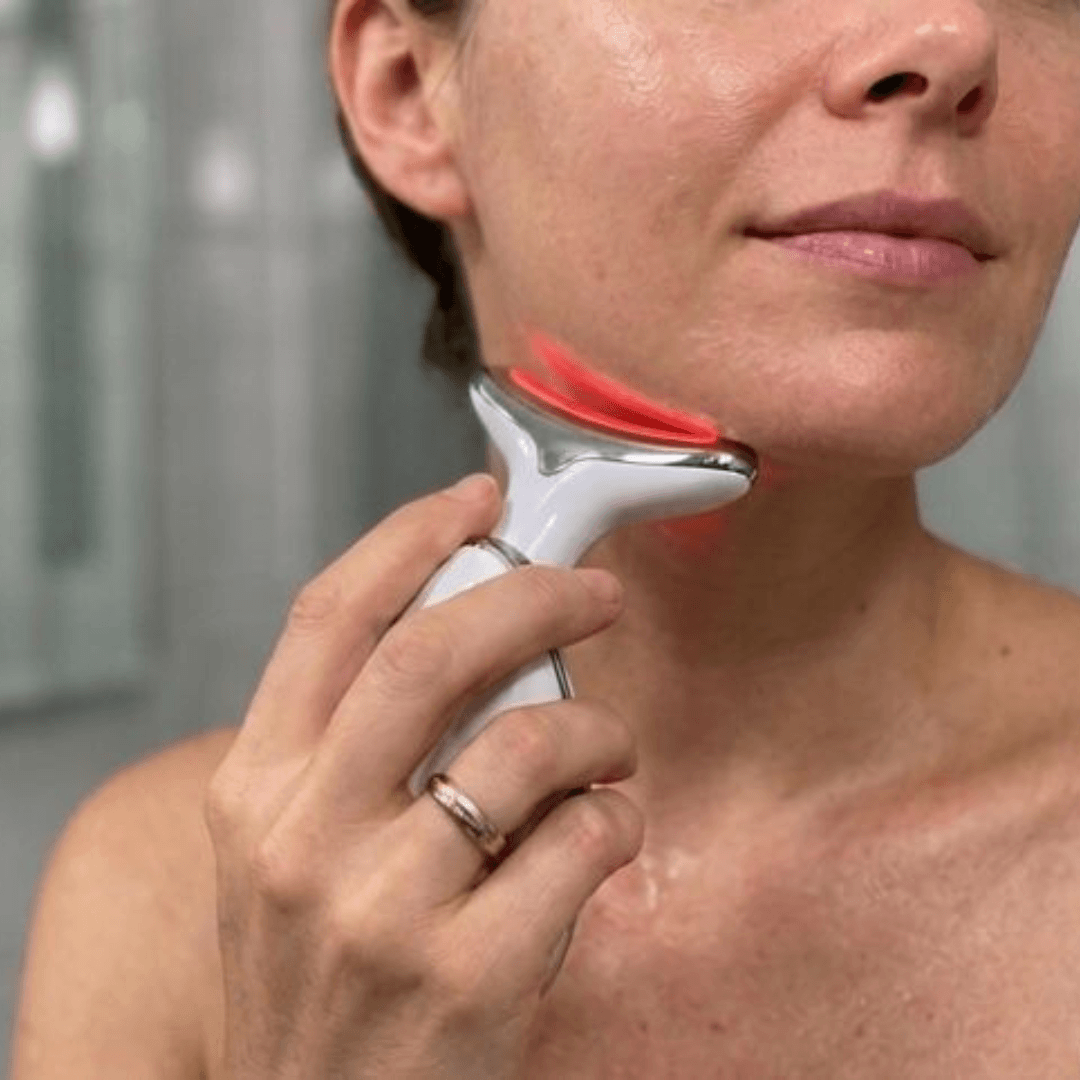 Masajeador cara y cuello LED y vibración plateado